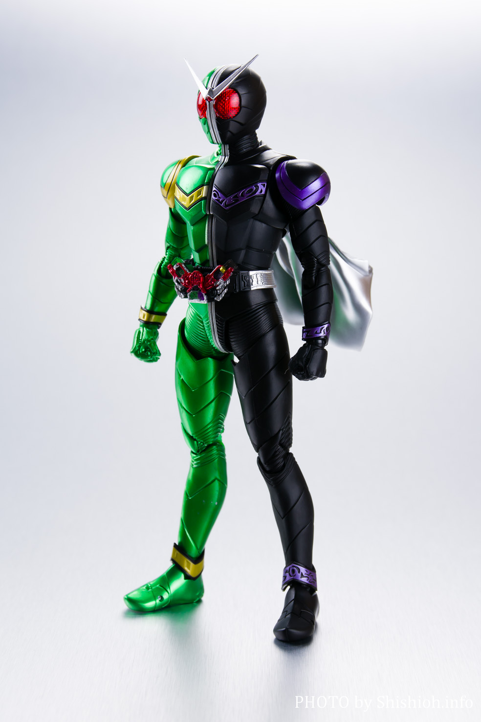 レビュー】S.H.Figuarts（真骨彫製法）仮面ライダーW サイクロンジョーカー 風都探偵アニメ化記念